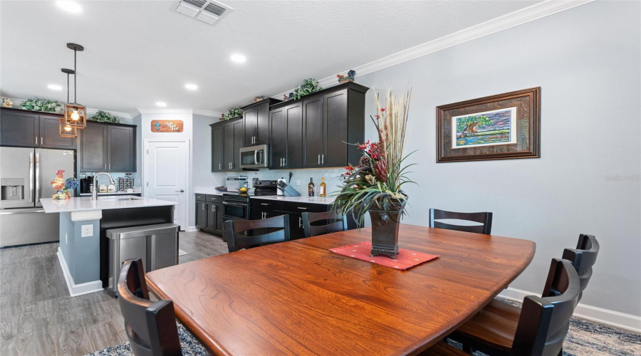 DAVENPORT, Florida 33896, 6 Bedrooms Bedrooms, ,4 BathroomsBathrooms,Residential,For Sale,BLACKWOLF RUN RD,0,MFRS5149957