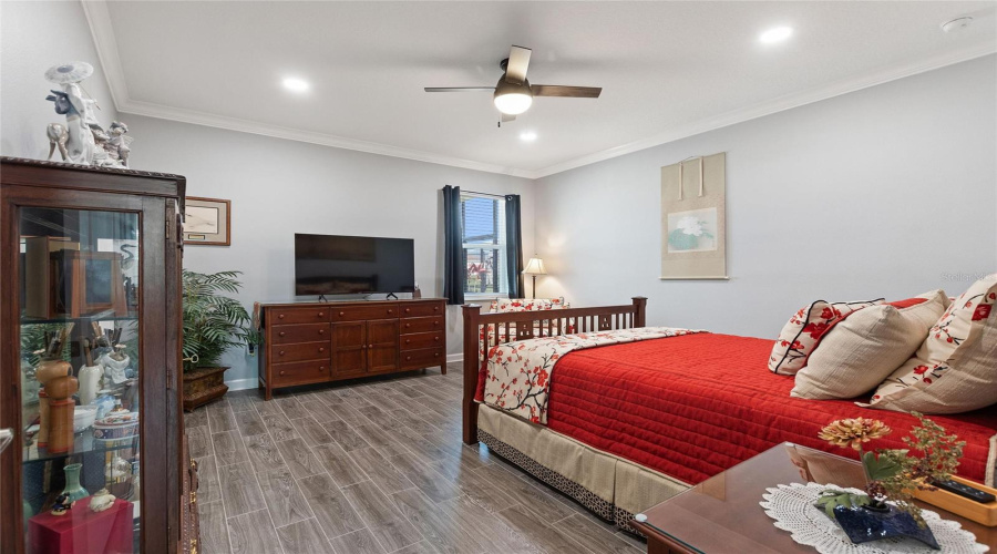 DAVENPORT, Florida 33896, 6 Bedrooms Bedrooms, ,4 BathroomsBathrooms,Residential,For Sale,BLACKWOLF RUN RD,0,MFRS5149957