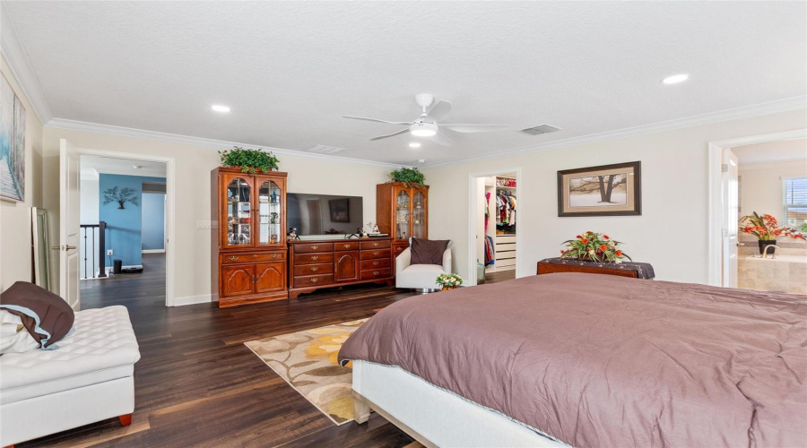 DAVENPORT, Florida 33896, 6 Bedrooms Bedrooms, ,4 BathroomsBathrooms,Residential,For Sale,BLACKWOLF RUN RD,0,MFRS5149957