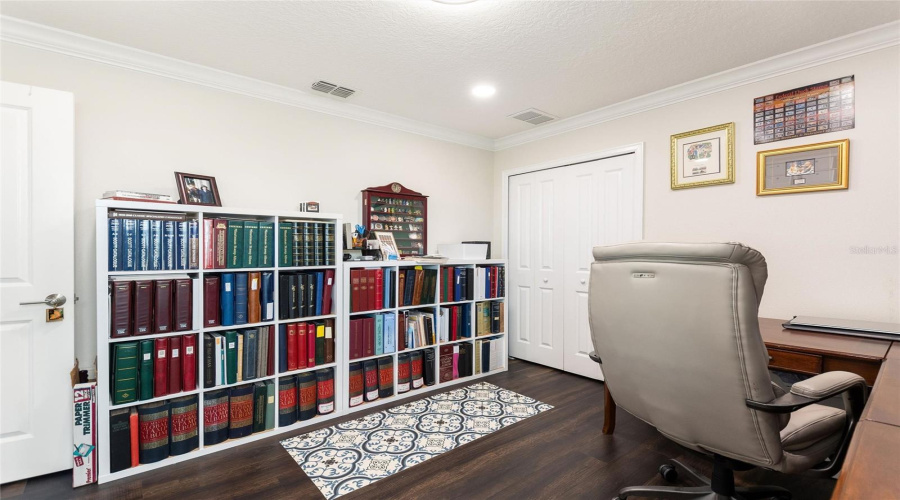 DAVENPORT, Florida 33896, 6 Bedrooms Bedrooms, ,4 BathroomsBathrooms,Residential,For Sale,BLACKWOLF RUN RD,0,MFRS5149957