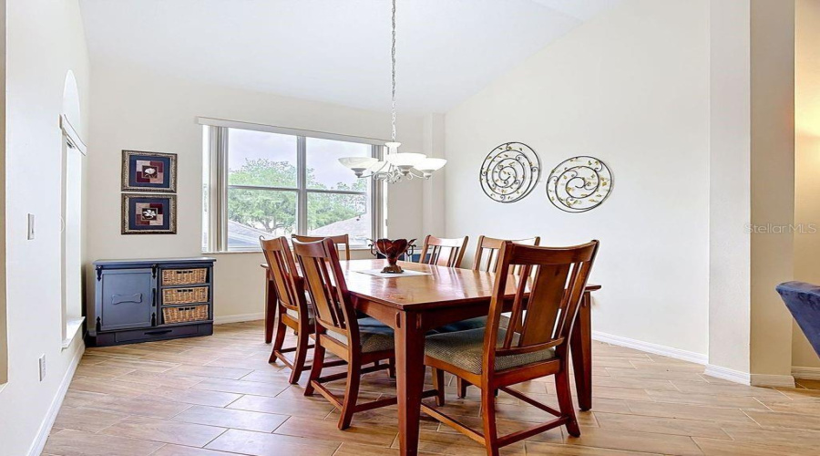 DAVENPORT, Florida 33897, 5 Bedrooms Bedrooms, ,4 BathroomsBathrooms,Residential,For Sale,MONTARA DR,0,MFRS5149927