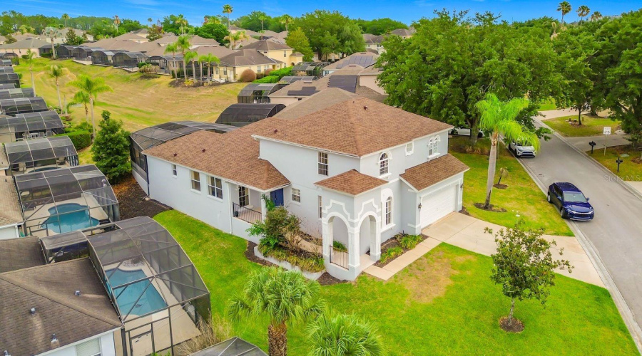 DAVENPORT, Florida 33897, 5 Bedrooms Bedrooms, ,4 BathroomsBathrooms,Residential,For Sale,MONTARA DR,0,MFRS5149927
