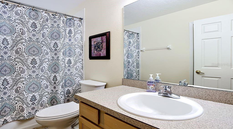 DAVENPORT, Florida 33897, 5 Bedrooms Bedrooms, ,4 BathroomsBathrooms,Residential,For Sale,MONTARA DR,0,MFRS5149927