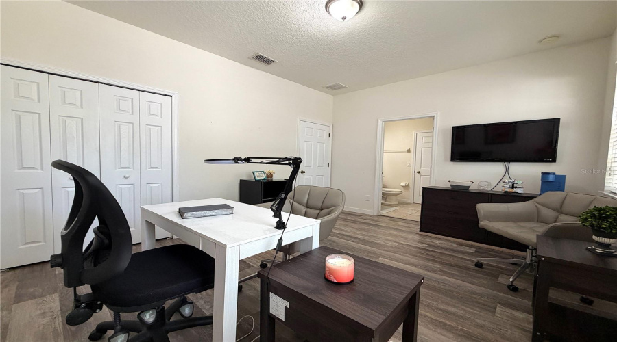 KISSIMMEE, Florida 34746, 4 Bedrooms Bedrooms, ,3 BathroomsBathrooms,Residential,For Sale,LAS FUENTES,0,MFRO6404962