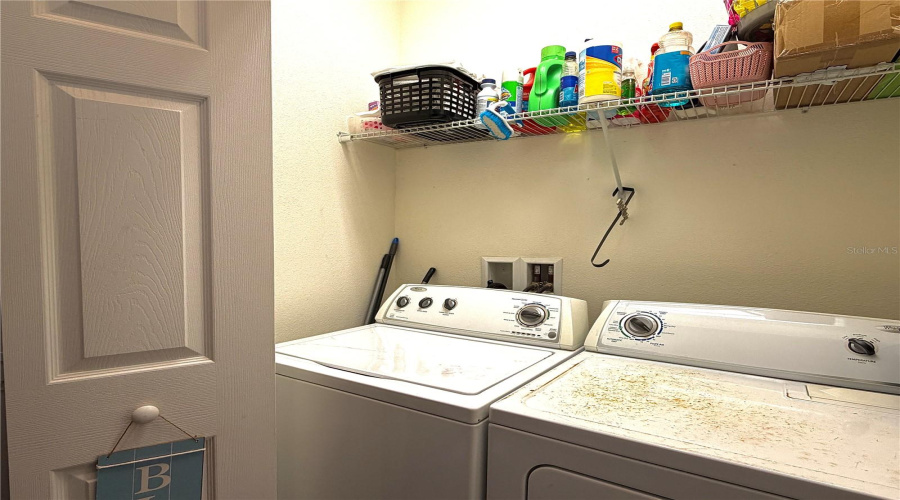 KISSIMMEE, Florida 34746, 4 Bedrooms Bedrooms, ,3 BathroomsBathrooms,Residential,For Sale,LAS FUENTES,0,MFRO6404962