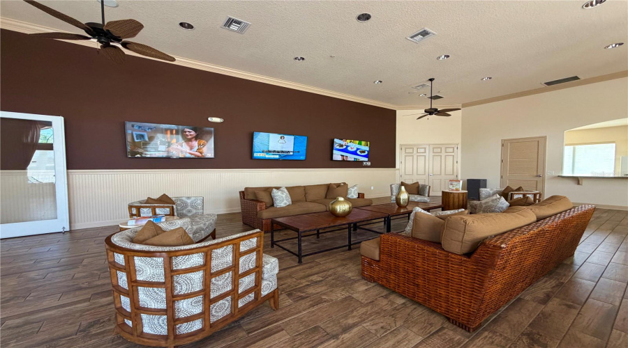 KISSIMMEE, Florida 34746, 4 Bedrooms Bedrooms, ,3 BathroomsBathrooms,Residential,For Sale,LAS FUENTES,0,MFRO6404962