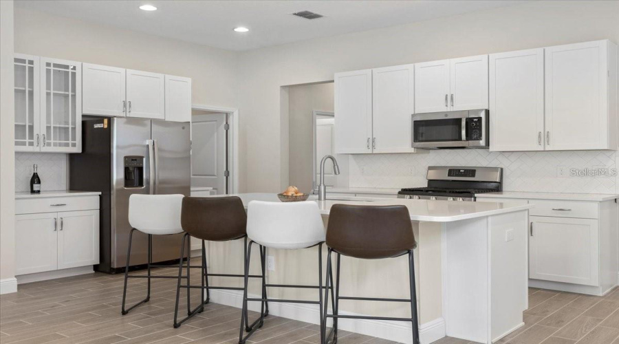 KISSIMMEE, Florida 34747, 2 Bedrooms Bedrooms, ,2 BathroomsBathrooms,Residential,For Sale,KEY BAY,0,MFRS5149880