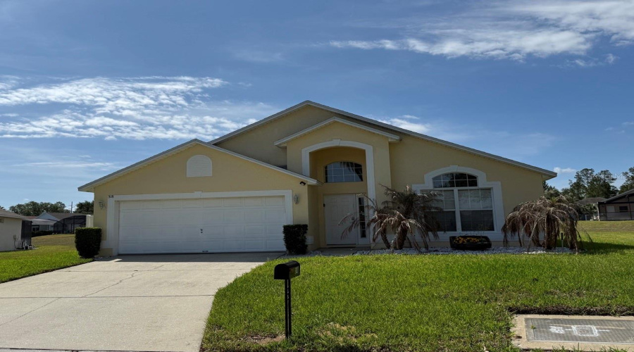 DAVENPORT, Florida 33897, 4 Bedrooms Bedrooms, ,3 BathroomsBathrooms,Residential,For Sale,LANGHAM,0,MFRO6400171