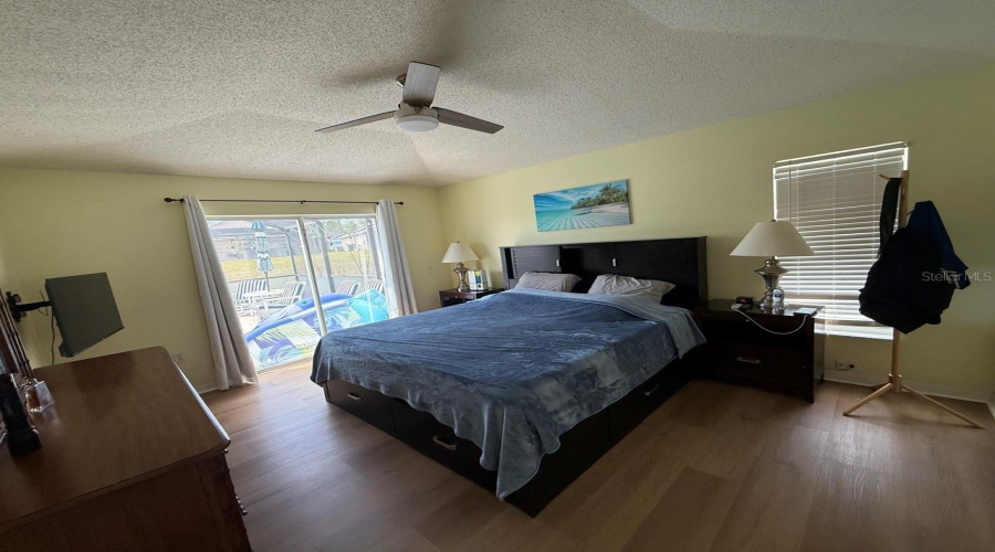 DAVENPORT, Florida 33897, 4 Bedrooms Bedrooms, ,3 BathroomsBathrooms,Residential,For Sale,LANGHAM,0,MFRO6400171