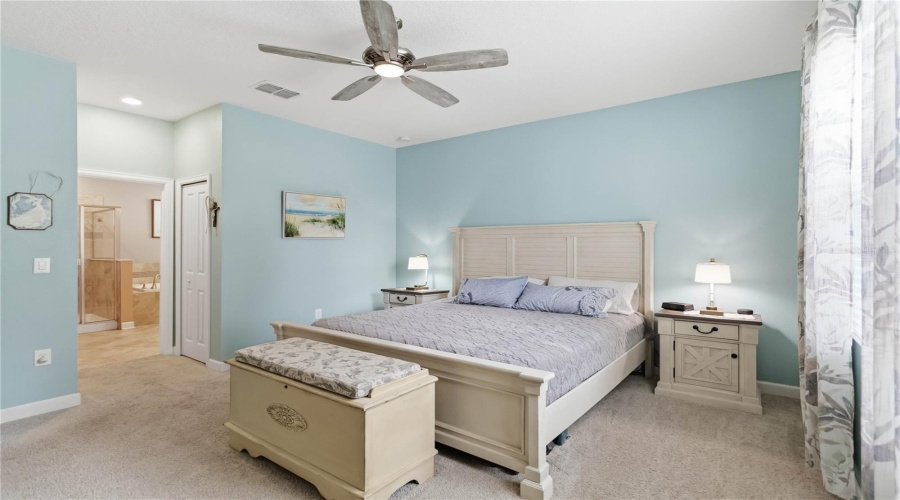 primary bedroom with ensuite