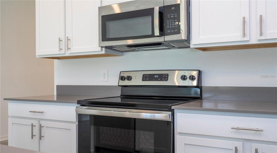 KISSIMMEE, Florida 34746, 3 Bedrooms Bedrooms, ,2 BathroomsBathrooms,Residential,For Sale,GREEN GABLES,0,MFRO6407718