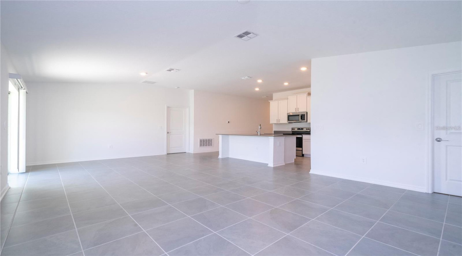 KISSIMMEE, Florida 34746, 3 Bedrooms Bedrooms, ,2 BathroomsBathrooms,Residential,For Sale,GREEN GABLES,0,MFRO6407718
