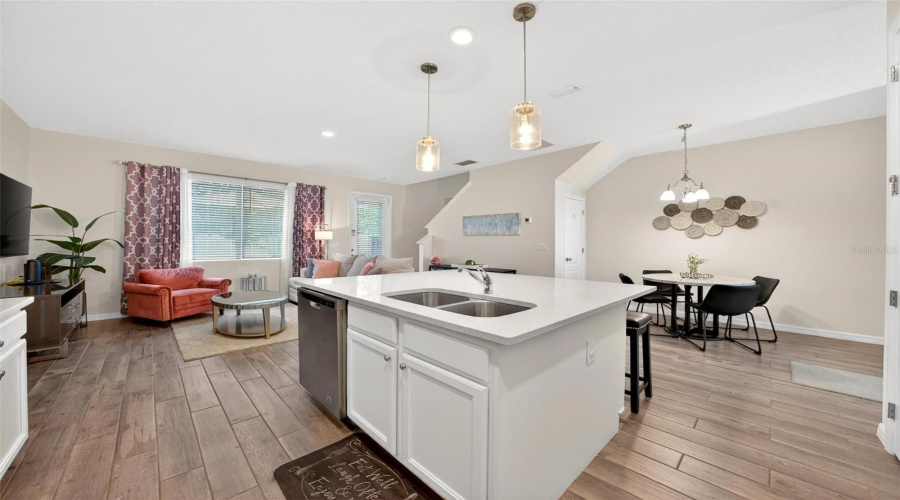 DAVENPORT, Florida 33896, 2 Bedrooms Bedrooms, ,2 BathroomsBathrooms,Residential,For Sale,BENOI,0,MFRO6405627