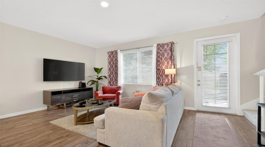 DAVENPORT, Florida 33896, 2 Bedrooms Bedrooms, ,2 BathroomsBathrooms,Residential,For Sale,BENOI,0,MFRO6405627