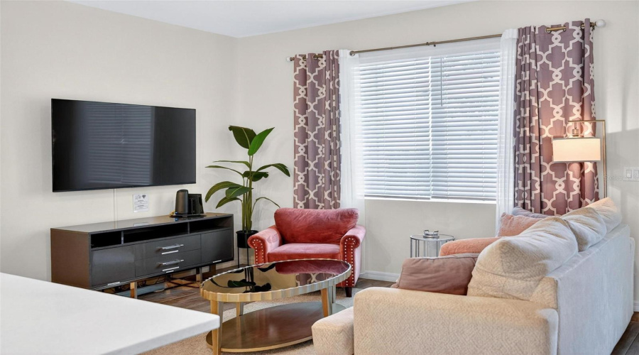 DAVENPORT, Florida 33896, 2 Bedrooms Bedrooms, ,2 BathroomsBathrooms,Residential,For Sale,BENOI,0,MFRO6405627