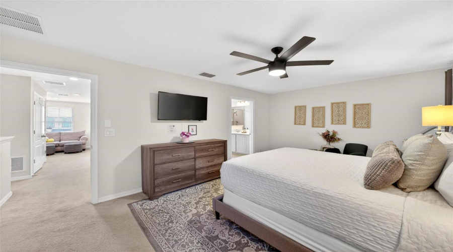 DAVENPORT, Florida 33896, 2 Bedrooms Bedrooms, ,2 BathroomsBathrooms,Residential,For Sale,BENOI,0,MFRO6405627