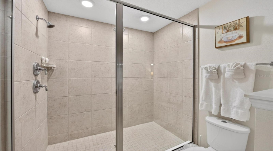 DAVENPORT, Florida 33896, 2 Bedrooms Bedrooms, ,2 BathroomsBathrooms,Residential,For Sale,BENOI,0,MFRO6405627