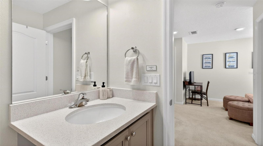 DAVENPORT, Florida 33896, 2 Bedrooms Bedrooms, ,2 BathroomsBathrooms,Residential,For Sale,BENOI,0,MFRO6405627