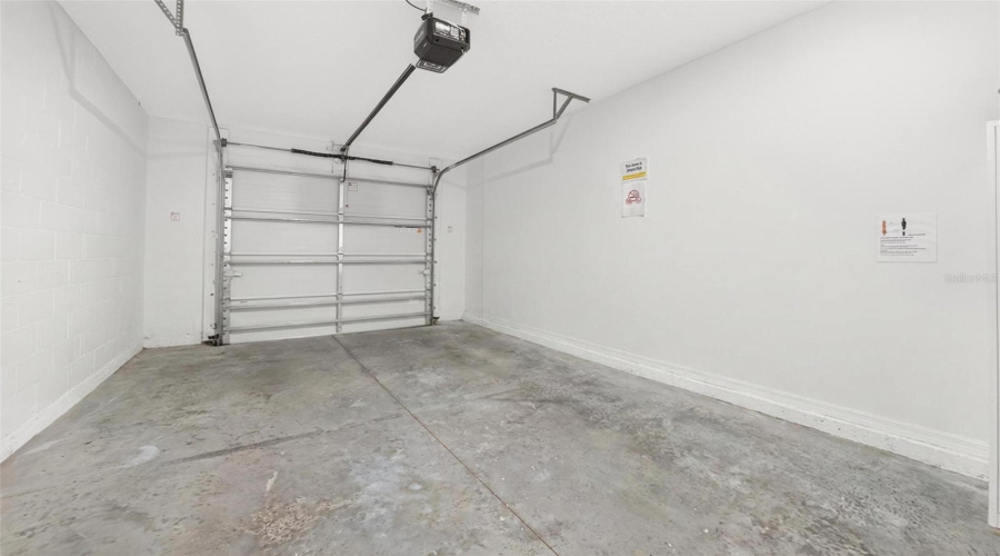DAVENPORT, Florida 33896, 2 Bedrooms Bedrooms, ,2 BathroomsBathrooms,Residential,For Sale,BENOI,0,MFRO6405627