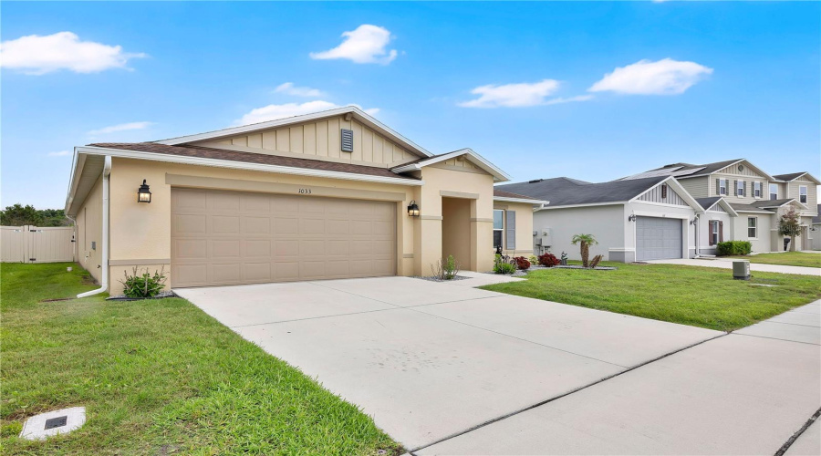 DAVENPORT, Florida 33896, 4 Bedrooms Bedrooms, ,2 BathroomsBathrooms,Residential,For Sale,AUGUSTUS,0,MFRO6407779