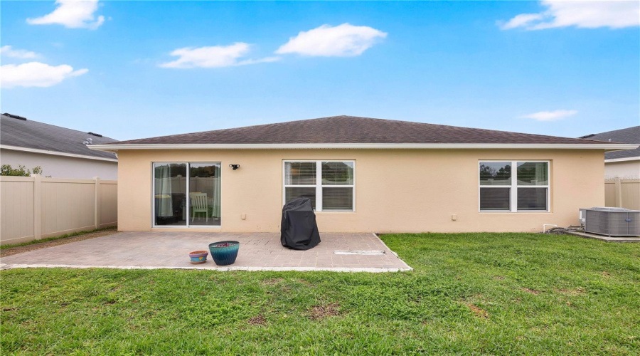 DAVENPORT, Florida 33896, 4 Bedrooms Bedrooms, ,2 BathroomsBathrooms,Residential,For Sale,AUGUSTUS,0,MFRO6407779