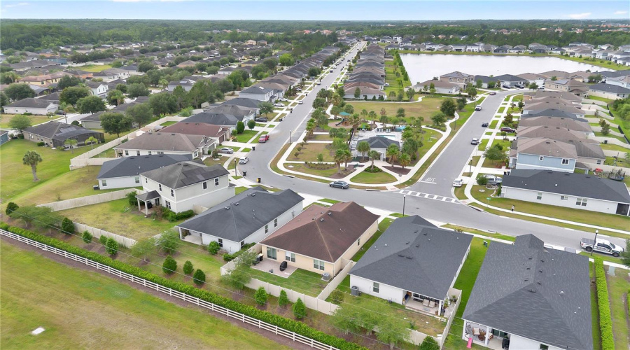 DAVENPORT, Florida 33896, 4 Bedrooms Bedrooms, ,2 BathroomsBathrooms,Residential,For Sale,AUGUSTUS,0,MFRO6407779