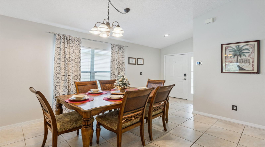 KISSIMMEE, Florida 34746, 4 Bedrooms Bedrooms, ,2 BathroomsBathrooms,Residential,For Sale,HIDEAWAY BEACH,0,MFRS5139158