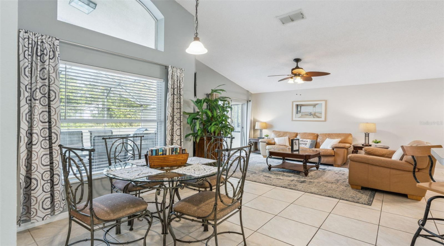 KISSIMMEE, Florida 34746, 4 Bedrooms Bedrooms, ,2 BathroomsBathrooms,Residential,For Sale,HIDEAWAY BEACH,0,MFRS5139158