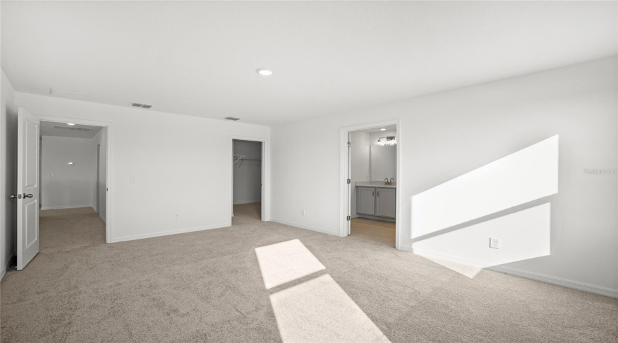 KISSIMMEE, Florida 34746, 3 Bedrooms Bedrooms, ,2 BathroomsBathrooms,Residential,For Sale,BROADWING,0,MFRO6387796