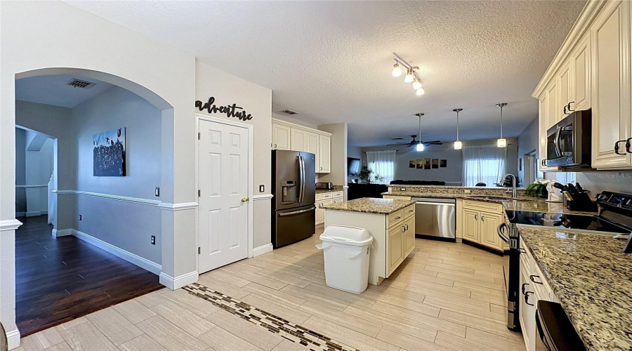 DAVENPORT, Florida 33896, 4 Bedrooms Bedrooms, ,3 BathroomsBathrooms,Residential,For Sale,KILDRUMMY,0,MFRS5149052