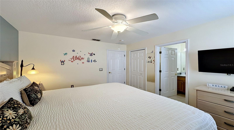 DAVENPORT, Florida 33896, 4 Bedrooms Bedrooms, ,3 BathroomsBathrooms,Residential,For Sale,KILDRUMMY,0,MFRS5149052