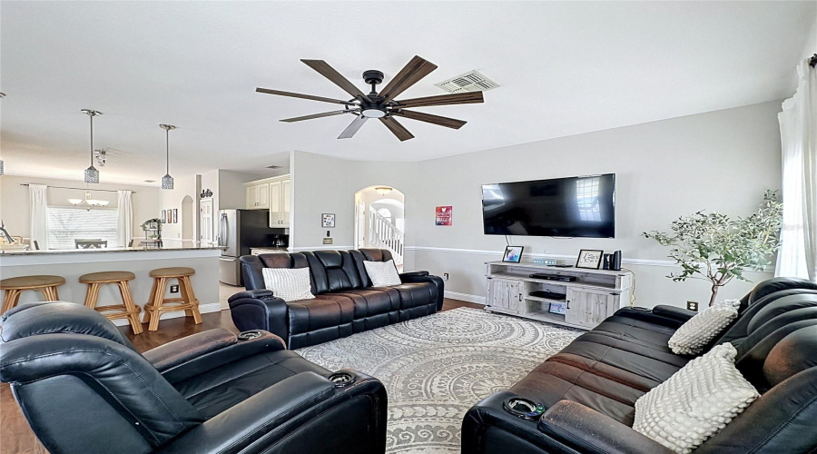 DAVENPORT, Florida 33896, 4 Bedrooms Bedrooms, ,3 BathroomsBathrooms,Residential,For Sale,KILDRUMMY,0,MFRS5149052