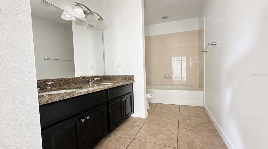 ORLANDO, Florida 32836, 5 Bedrooms Bedrooms, ,4 BathroomsBathrooms,Residential,For Sale,GEDDES,0,MFRS5148748
