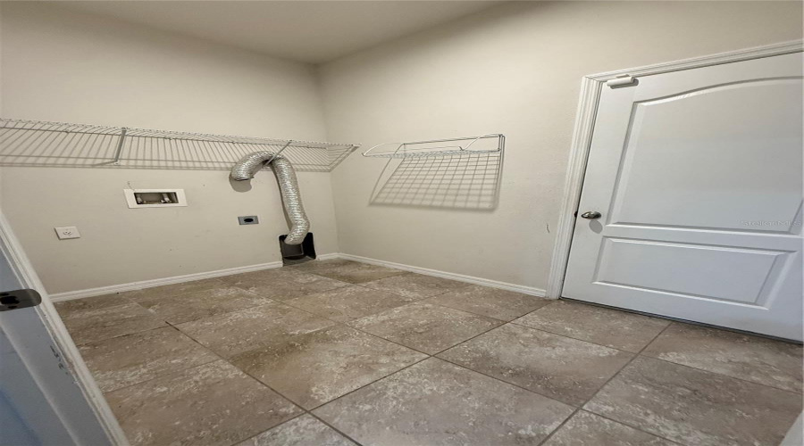 DAVENPORT, Florida 33837, 4 Bedrooms Bedrooms, ,2 BathroomsBathrooms,Residential,For Sale,SPANISH PINE,0,MFRS5149913