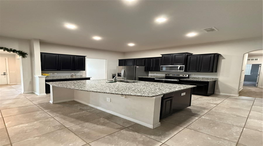 DAVENPORT, Florida 33837, 4 Bedrooms Bedrooms, ,2 BathroomsBathrooms,Residential,For Sale,SPANISH PINE,0,MFRS5149913
