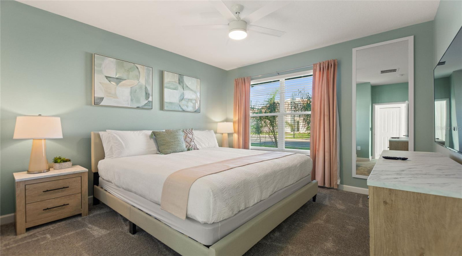 DAVENPORT, Florida 33896, 5 Bedrooms Bedrooms, ,5 BathroomsBathrooms,Residential,For Sale,SOMMERSET HILLS,0,MFRO6408494