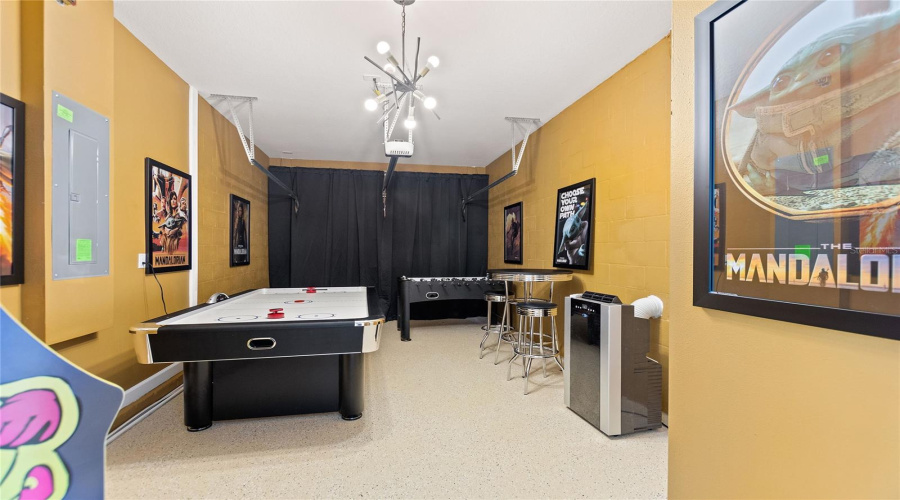 DAVENPORT, Florida 33896, 5 Bedrooms Bedrooms, ,5 BathroomsBathrooms,Residential,For Sale,SOMMERSET HILLS,0,MFRO6408494