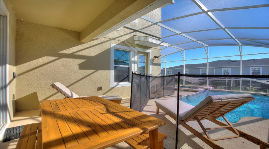 DAVENPORT, Florida 33896, 5 Bedrooms Bedrooms, ,5 BathroomsBathrooms,Residential,For Sale,SOMMERSET HILLS,0,MFRO6408494