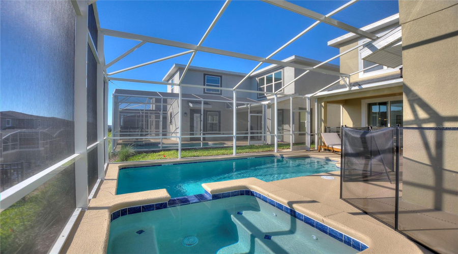 DAVENPORT, Florida 33896, 5 Bedrooms Bedrooms, ,5 BathroomsBathrooms,Residential,For Sale,SOMMERSET HILLS,0,MFRO6408494