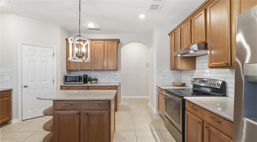 KISSIMMEE, Florida 34746, 4 Bedrooms Bedrooms, ,3 BathroomsBathrooms,Residential,For Sale,MARACAIBO,0,MFRS5149767