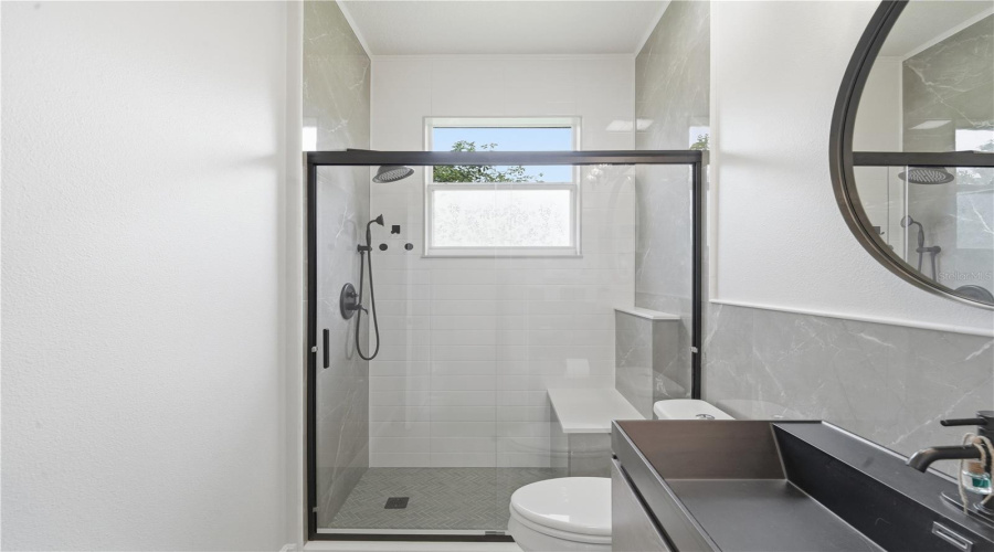 KISSIMMEE, Florida 34746, 4 Bedrooms Bedrooms, ,3 BathroomsBathrooms,Residential,For Sale,MARACAIBO,0,MFRS5149767