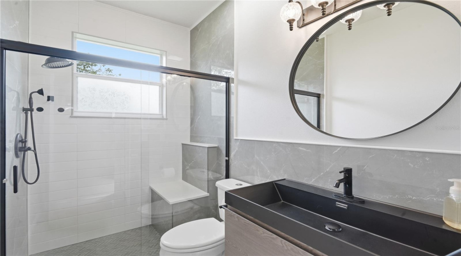 KISSIMMEE, Florida 34746, 4 Bedrooms Bedrooms, ,3 BathroomsBathrooms,Residential,For Sale,MARACAIBO,0,MFRS5149767