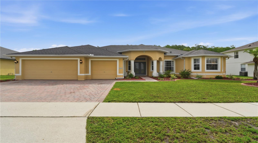 KISSIMMEE, Florida 34746, 4 Bedrooms Bedrooms, ,3 BathroomsBathrooms,Residential,For Sale,MARACAIBO,0,MFRS5149767