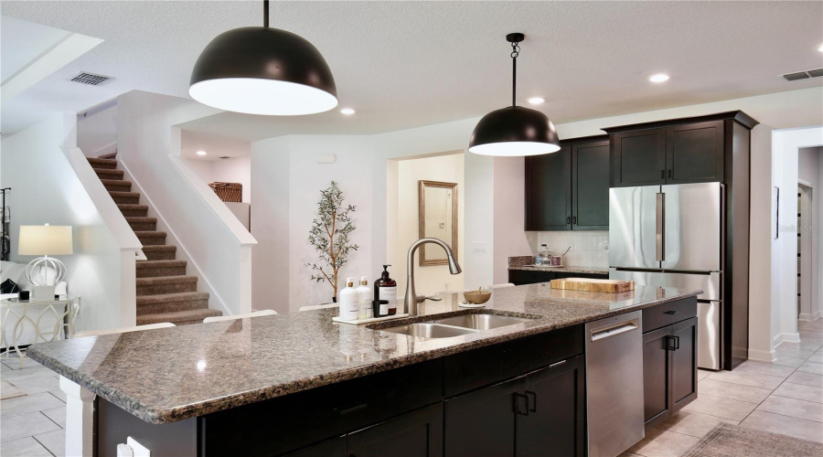 KISSIMMEE, Florida 34746, 4 Bedrooms Bedrooms, ,3 BathroomsBathrooms,Residential,For Sale,FAIRY TALE,0,MFRO6408538