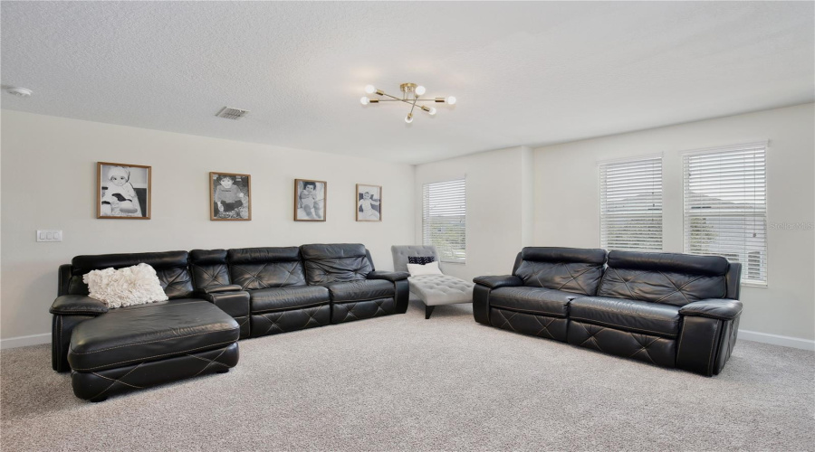 KISSIMMEE, Florida 34746, 4 Bedrooms Bedrooms, ,3 BathroomsBathrooms,Residential,For Sale,FAIRY TALE,0,MFRO6408538