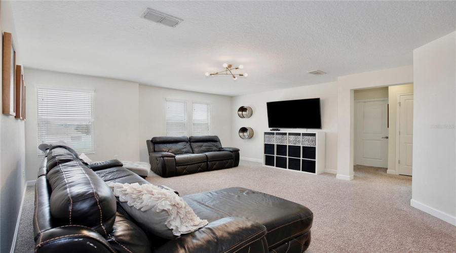 KISSIMMEE, Florida 34746, 4 Bedrooms Bedrooms, ,3 BathroomsBathrooms,Residential,For Sale,FAIRY TALE,0,MFRO6408538