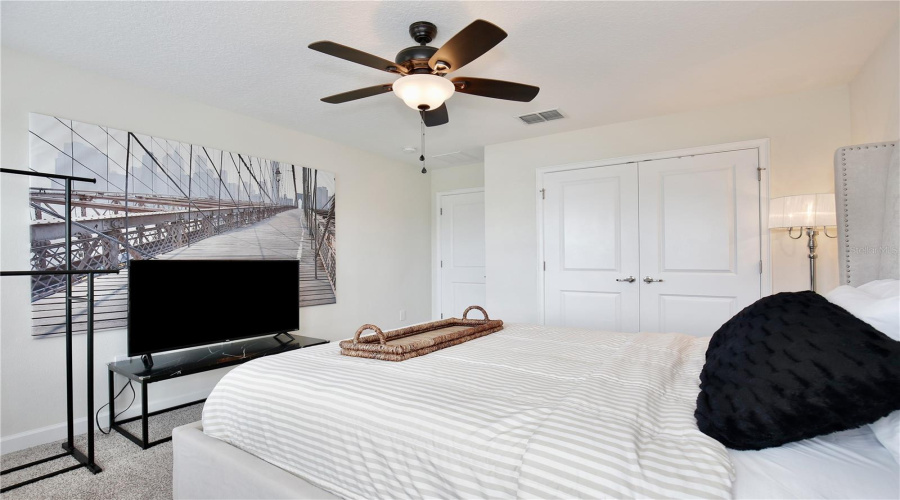 KISSIMMEE, Florida 34746, 4 Bedrooms Bedrooms, ,3 BathroomsBathrooms,Residential,For Sale,FAIRY TALE,0,MFRO6408538