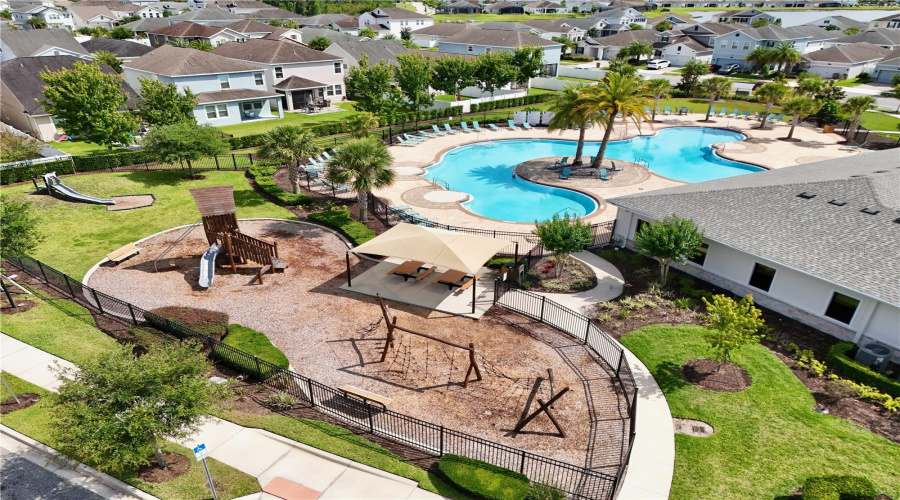 KISSIMMEE, Florida 34746, 4 Bedrooms Bedrooms, ,3 BathroomsBathrooms,Residential,For Sale,FAIRY TALE,0,MFRO6408538