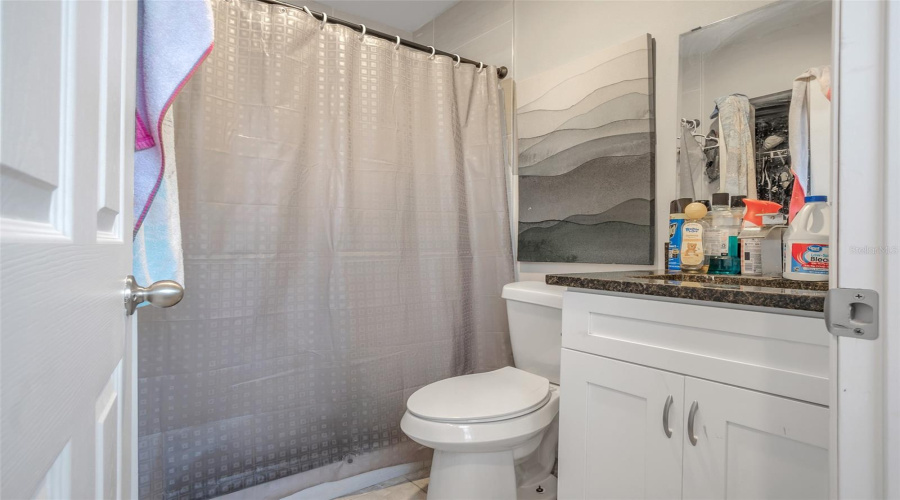 bathroom 4