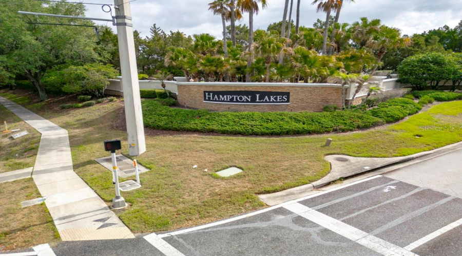 DAVENPORT, Florida 33897, 5 Bedrooms Bedrooms, ,4 BathroomsBathrooms,Residential,For Sale,BLOOMINGDALE,0,MFRO6408560